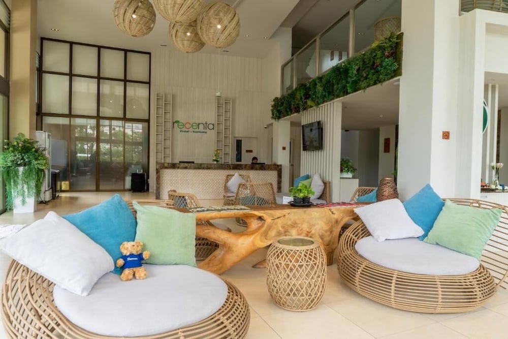Recenta Suite Phuket Suanluang 29/50