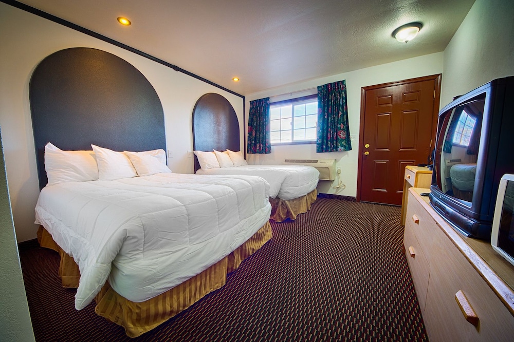 Budget Inn Motel 16/54