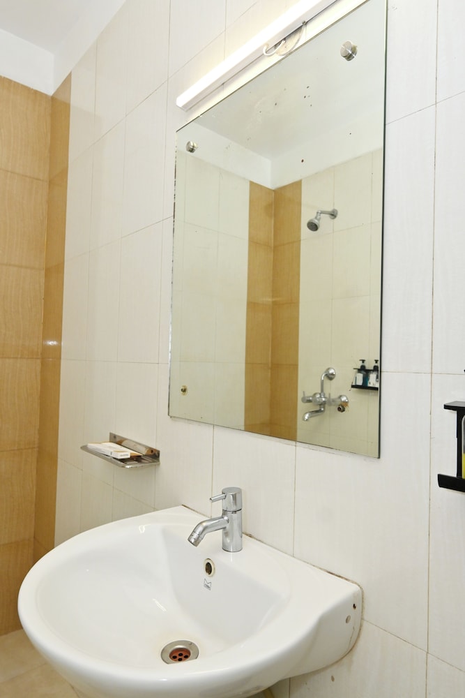 Hotel Simran 40/43