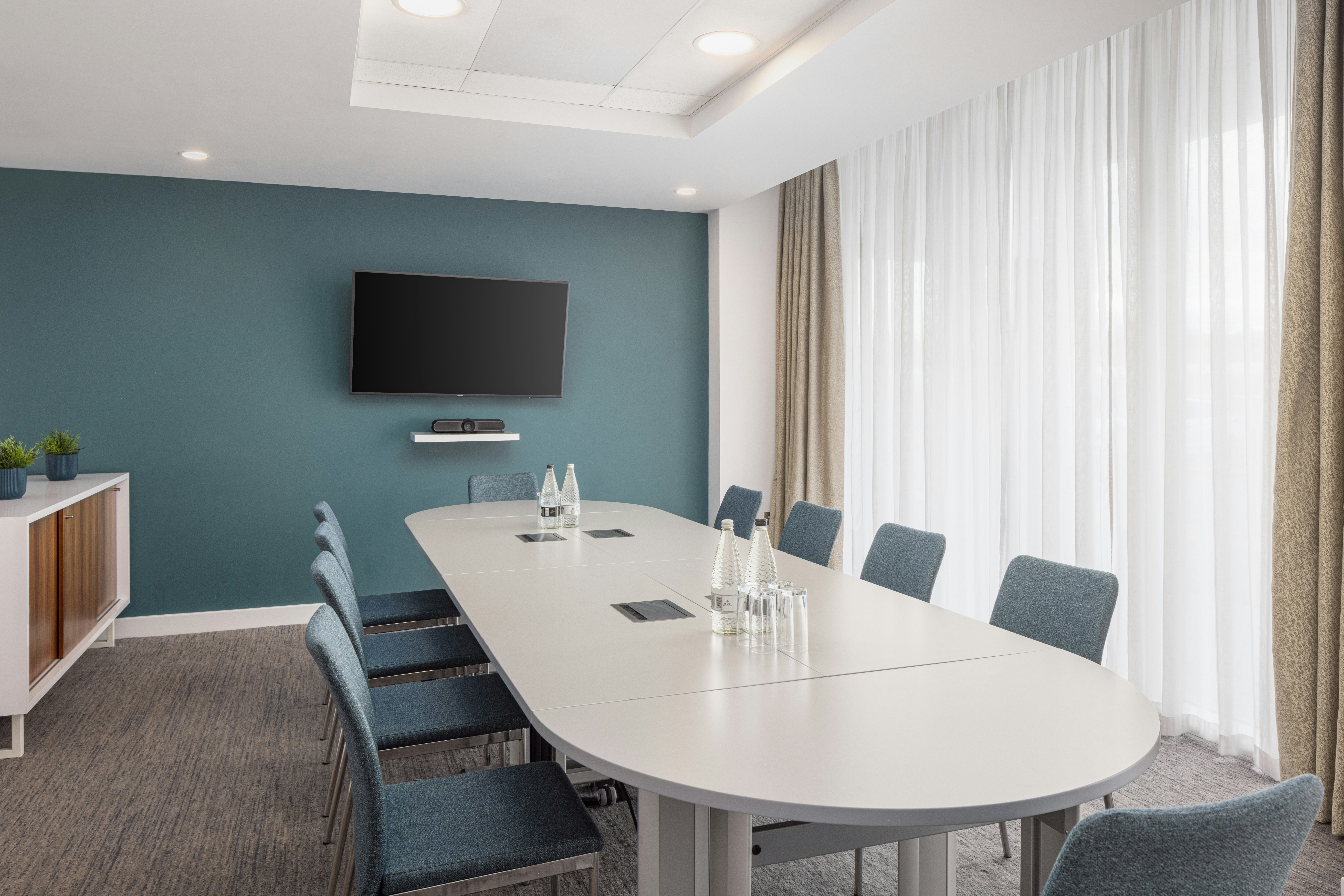 Hampton By Hilton London Stansted Airport 55/59