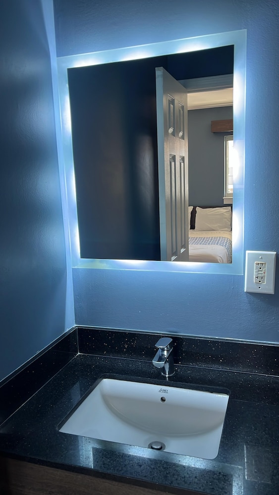 ROOM, SINGLE BED