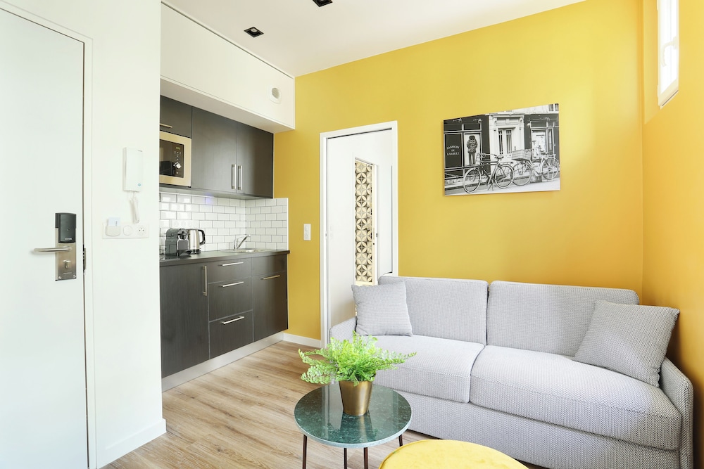 Short Stay Group Eiffel Village Serviced Apartments 27/50