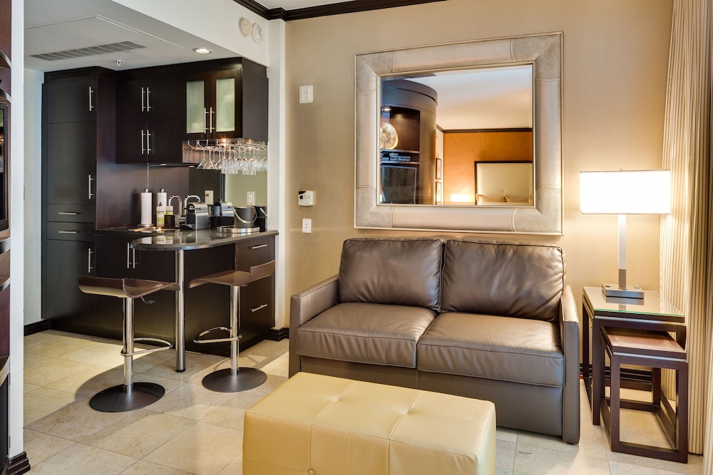 SBV Luxury Ocean Hotel Suites 19/42