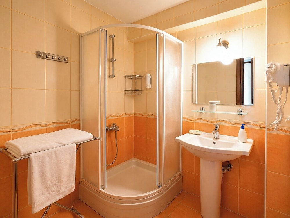 Fora Apart Hotel 48/49