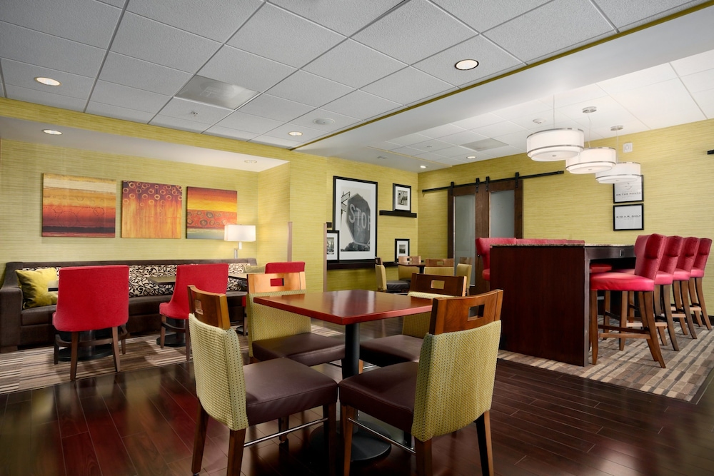 Hampton Inn Sheridan 28/34