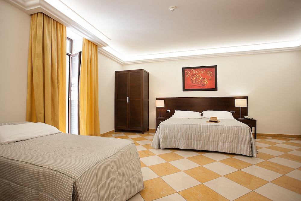 Albergo Del Golfo 11/48