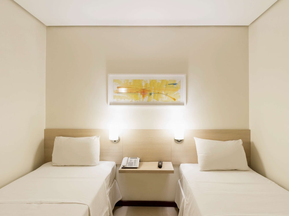 Ibis Styles Belem Nazare 21/63