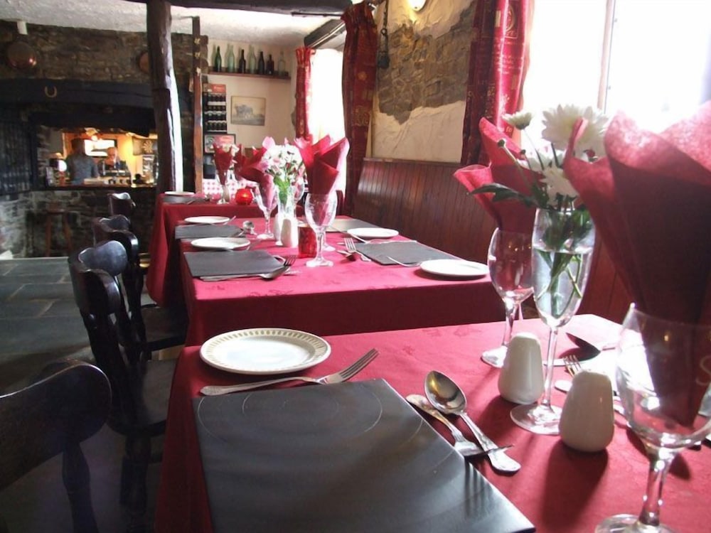 The West Country Inn 44/61