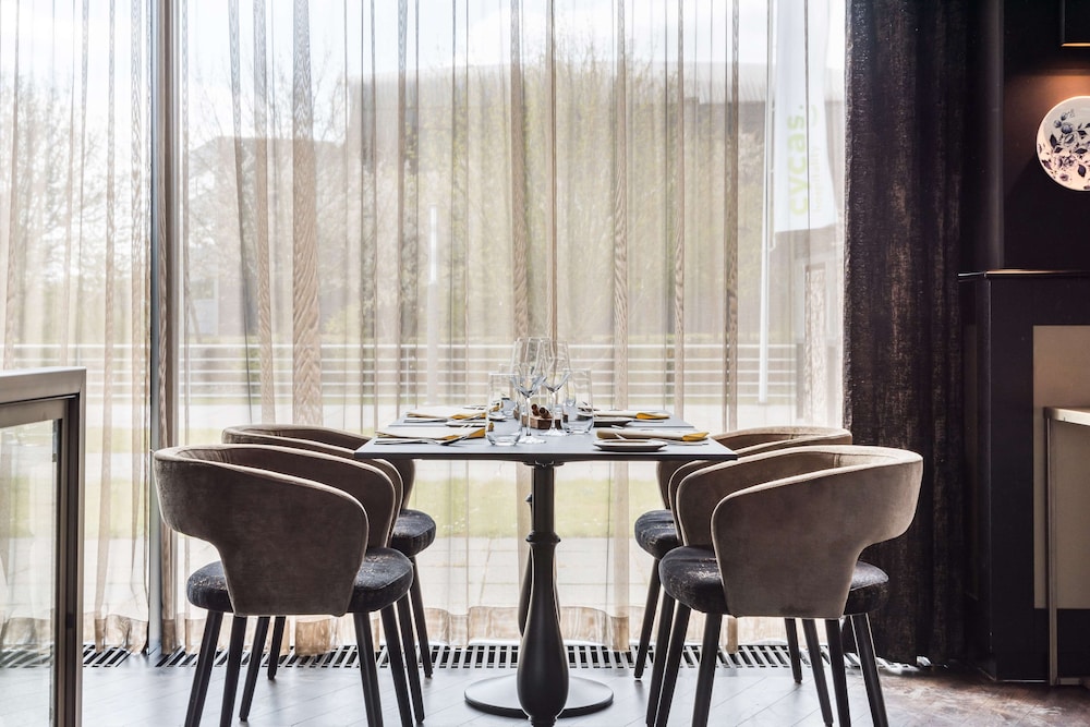 Radisson Hotel and Suites Amsterdam South 26/50
