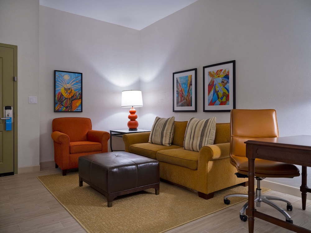 Hampton Inn Suites San Juan 45/67