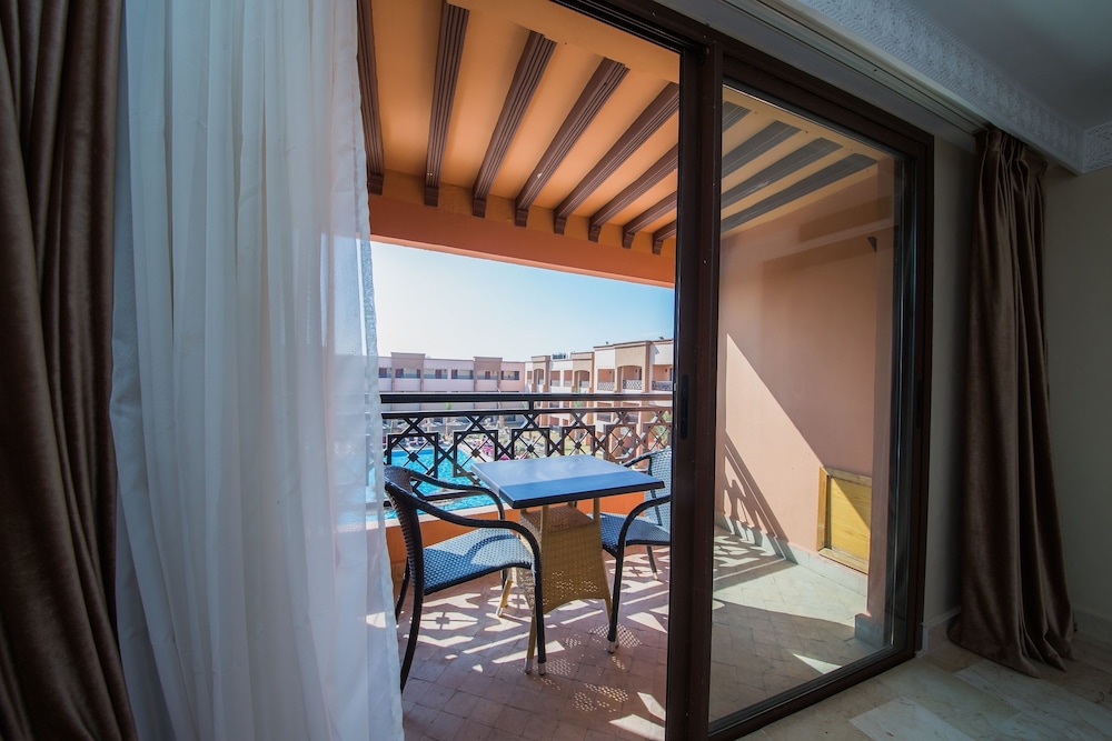 Zalagh Kasbah Hotel and Spa 23/50