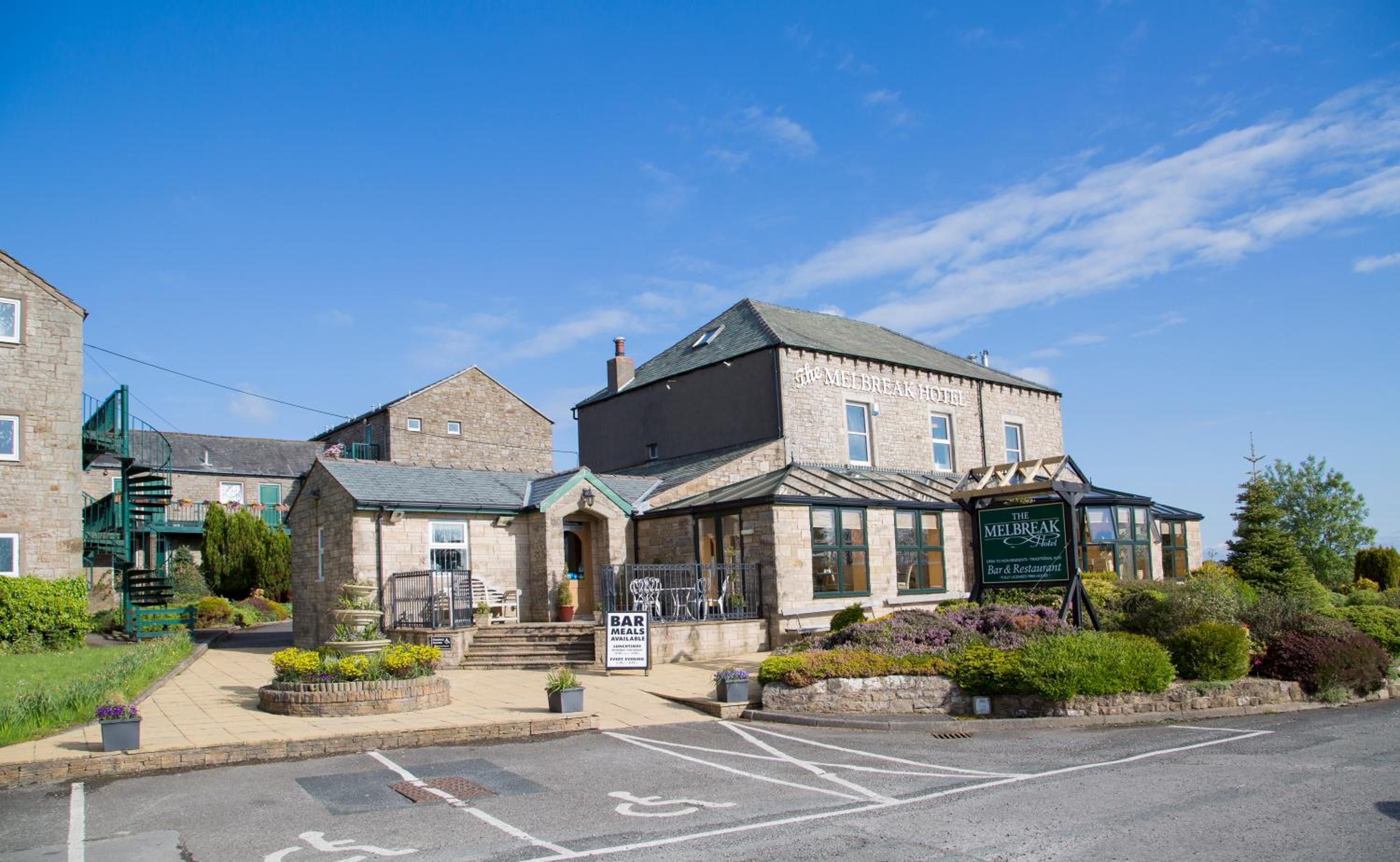 The Melbreak Country Hotel 10/12