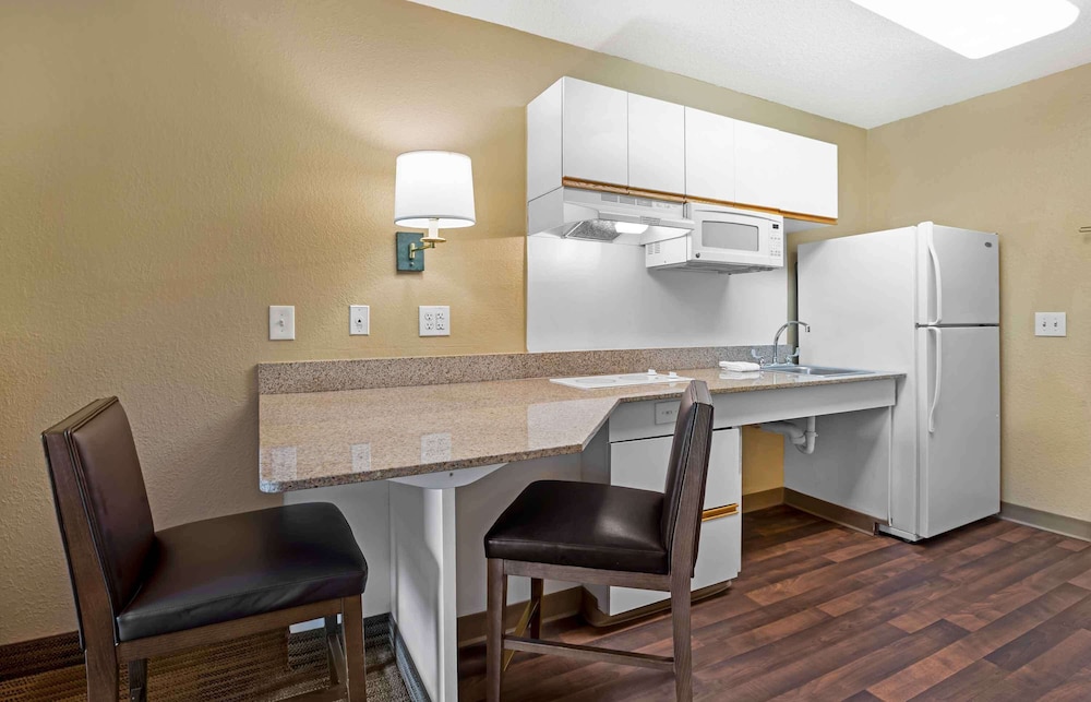 Extended Stay America - Woodbridge - Newark 39/50
