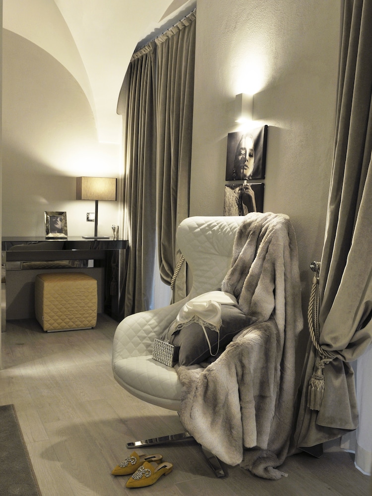 Terrace Pantheon Relais 47/71