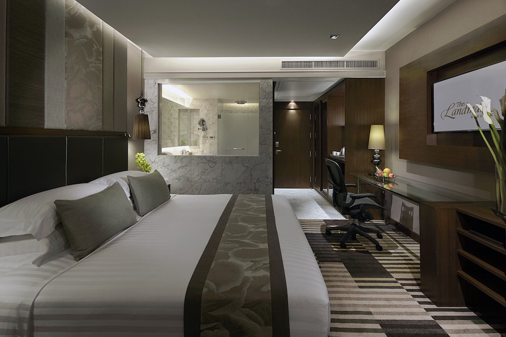The Landmark Bangkok Hotel 28/73