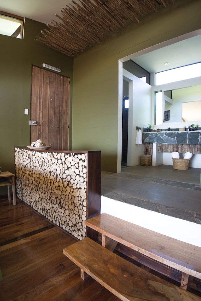 Chayote Lodge 9/50
