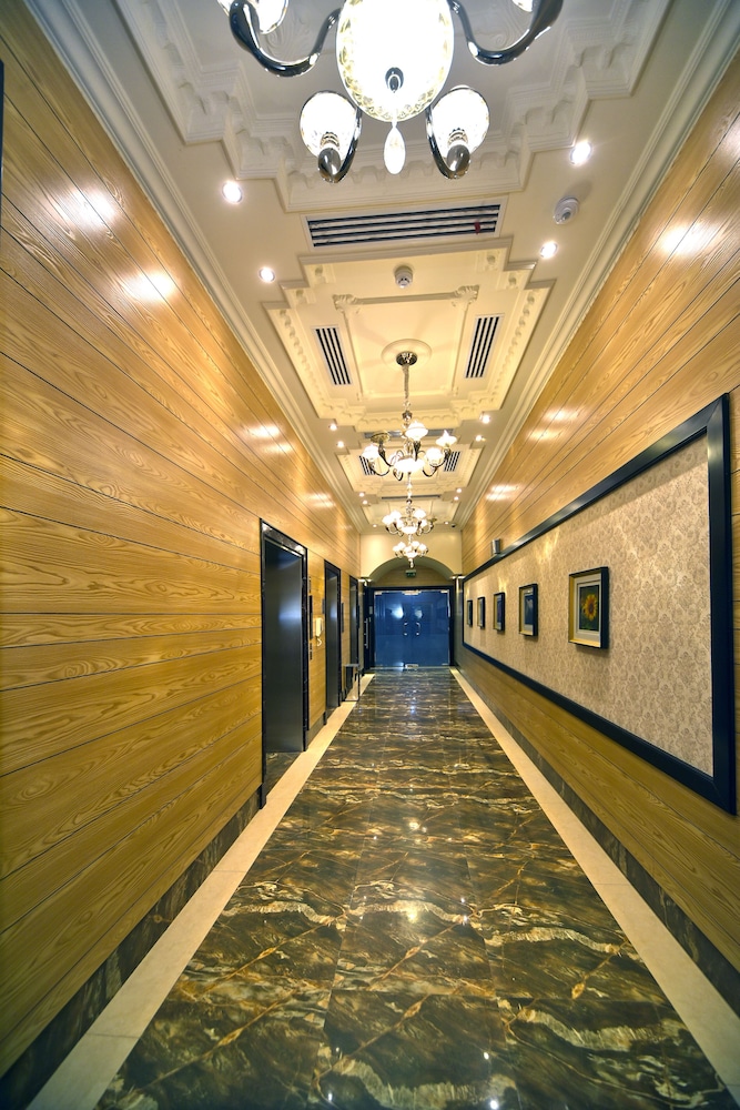 Alain Hotel Apartments 47/50