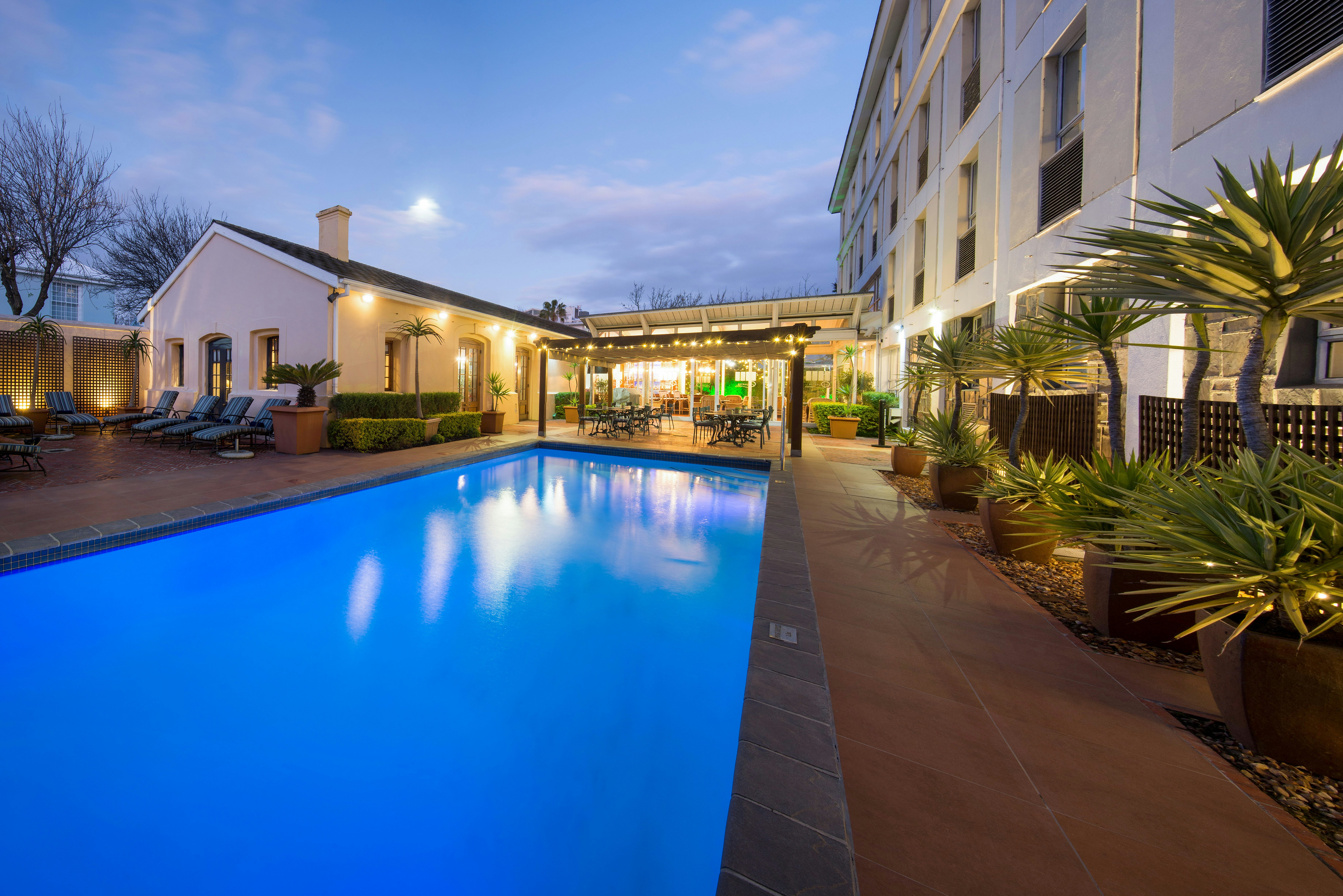 The Portswood Hotel in CAPE TOWN - WESTERN CAPE