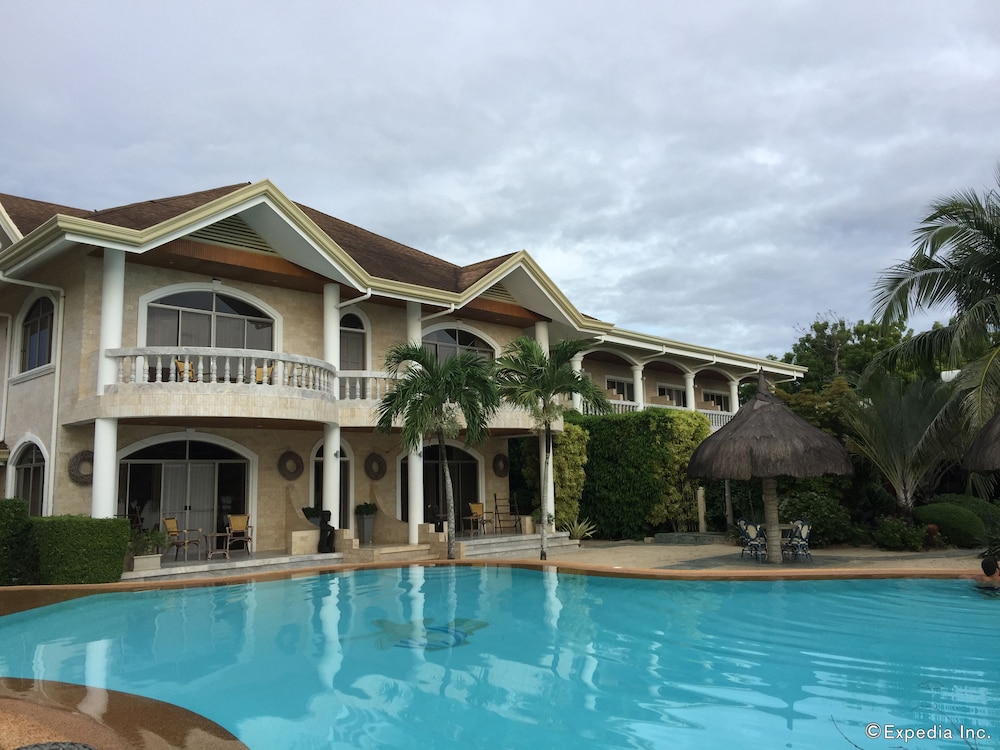 Linaw Beach Resort 6/73
