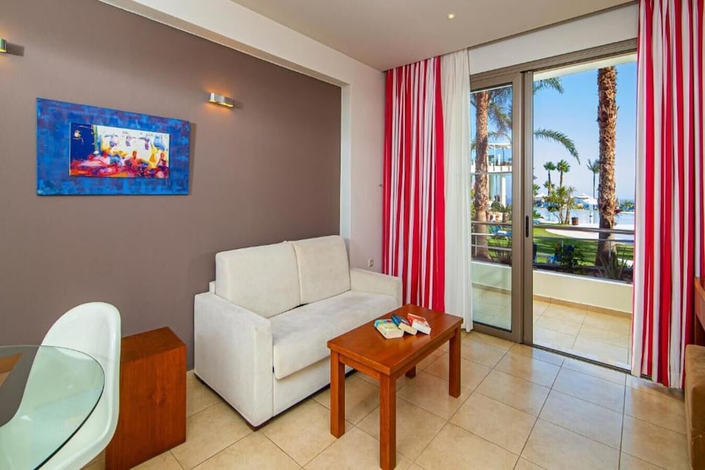 Villa 1 Bedroom - Pool View