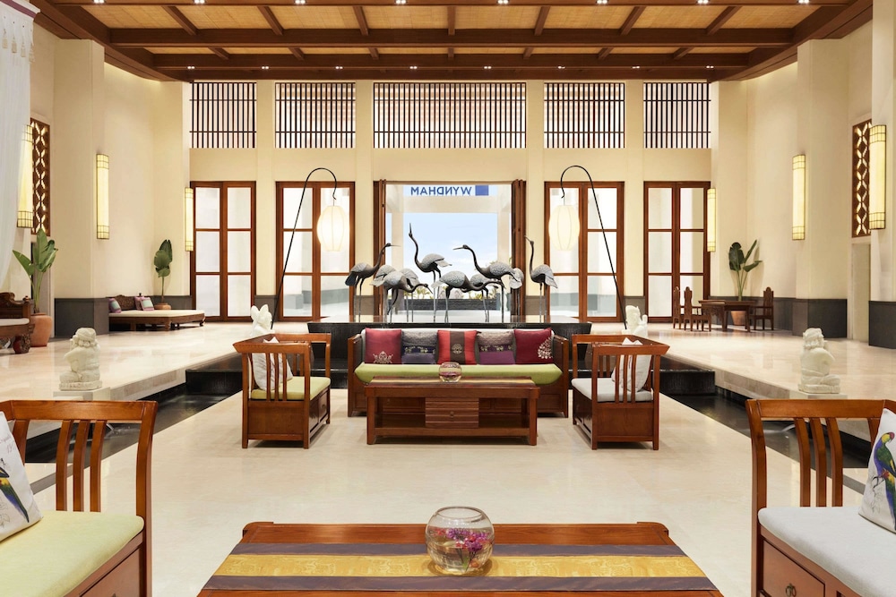 Wyndham Maoming 43/76