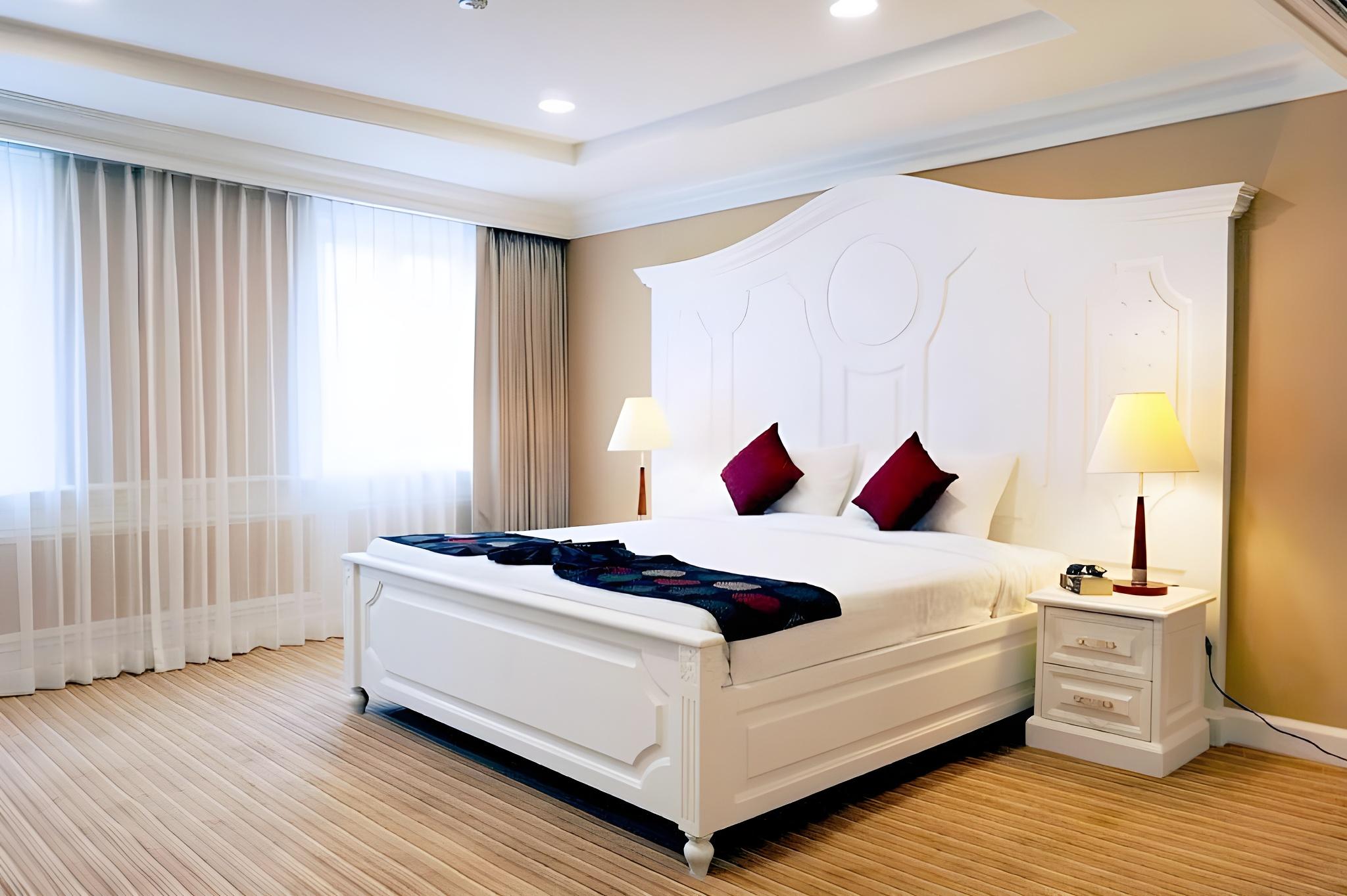 Euro Suite