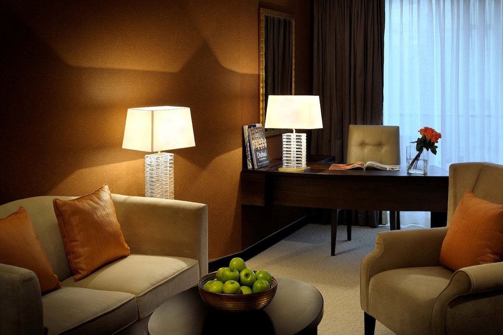 JW Marriott Hotel Marina 21/31