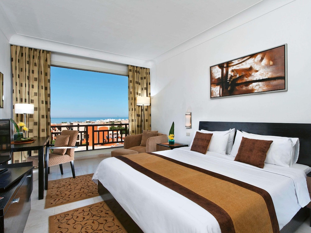 Movenpick Resort El Sokhna 19/77