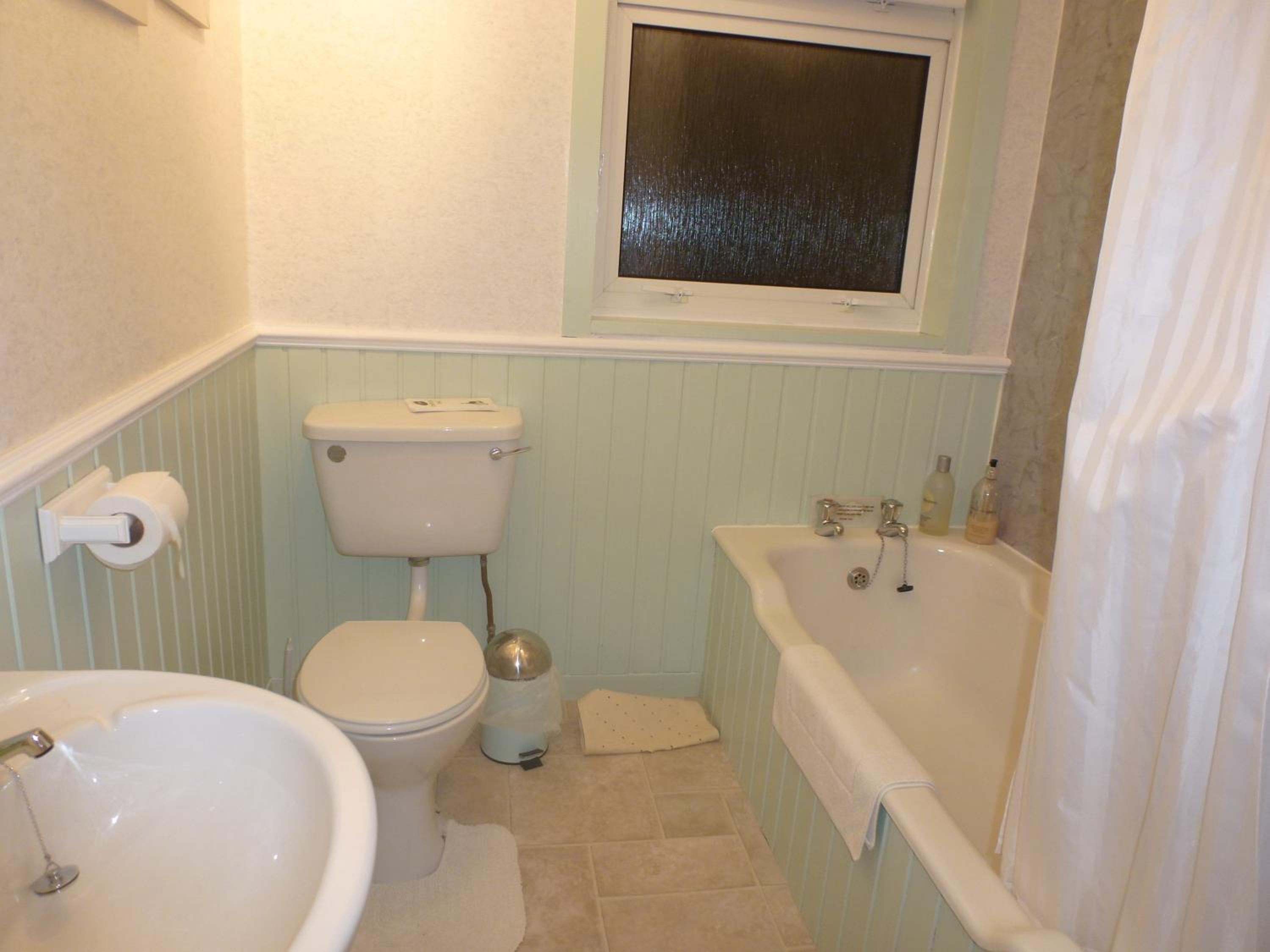 Don Muir Guest House 15/15