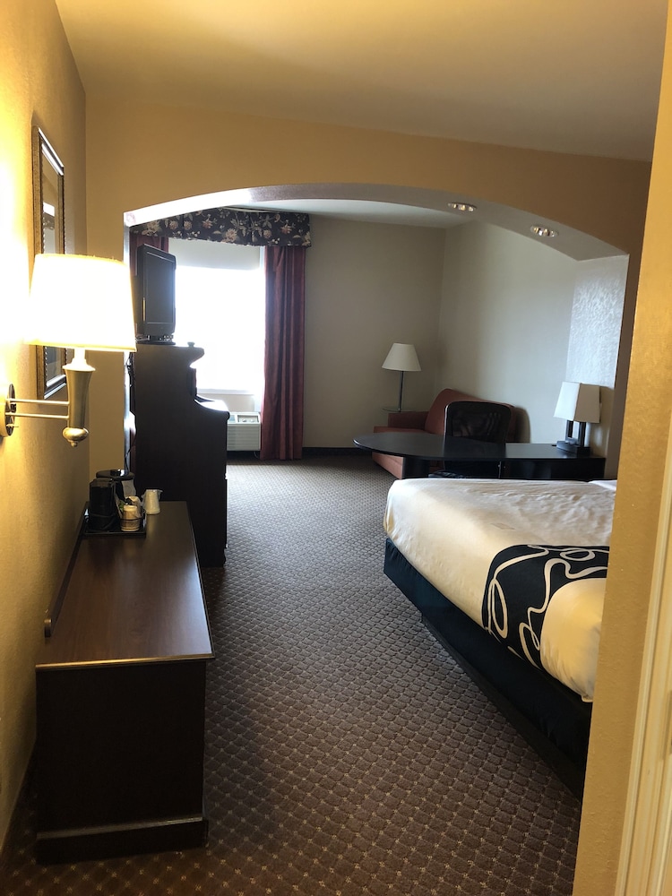Americas Best Value Inn Suites Gun Barrel City 20/57