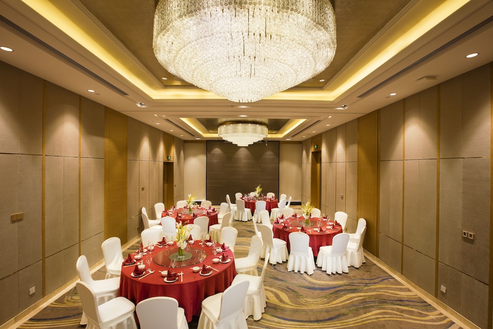 Crowne Plaza Hefei Rongqiao 42/50