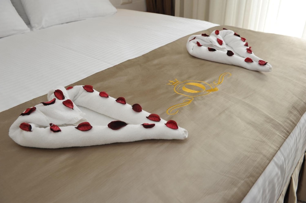 QAMAR PRESTIGE SUITES 28/49