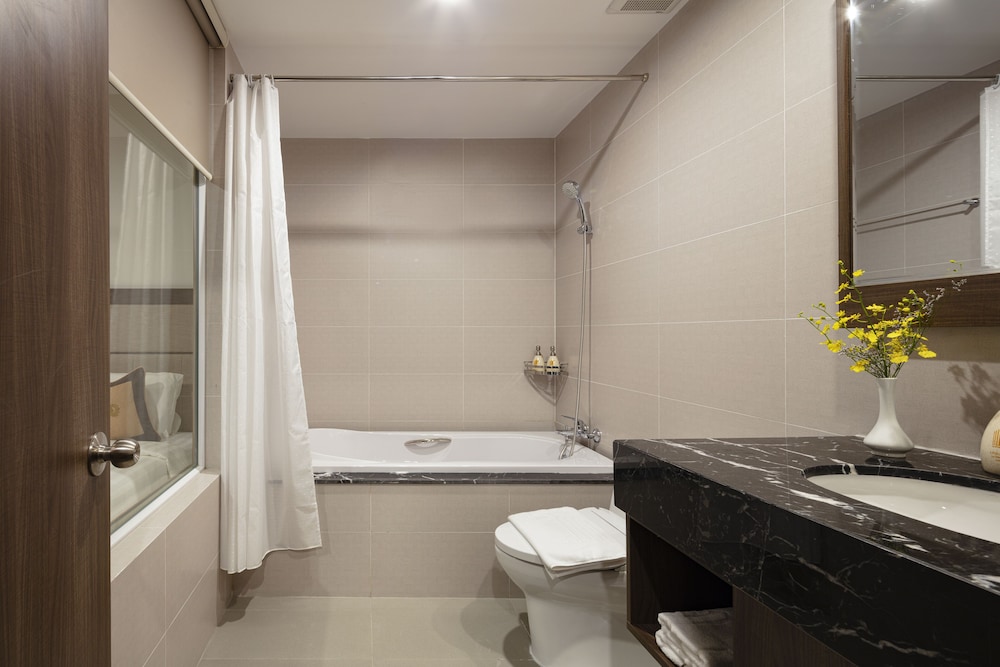 ASTON Nha Trang City Hotel 52/55