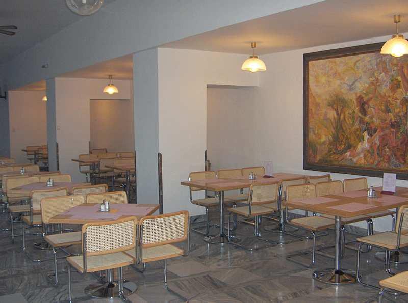 Axa Hotel 21/25