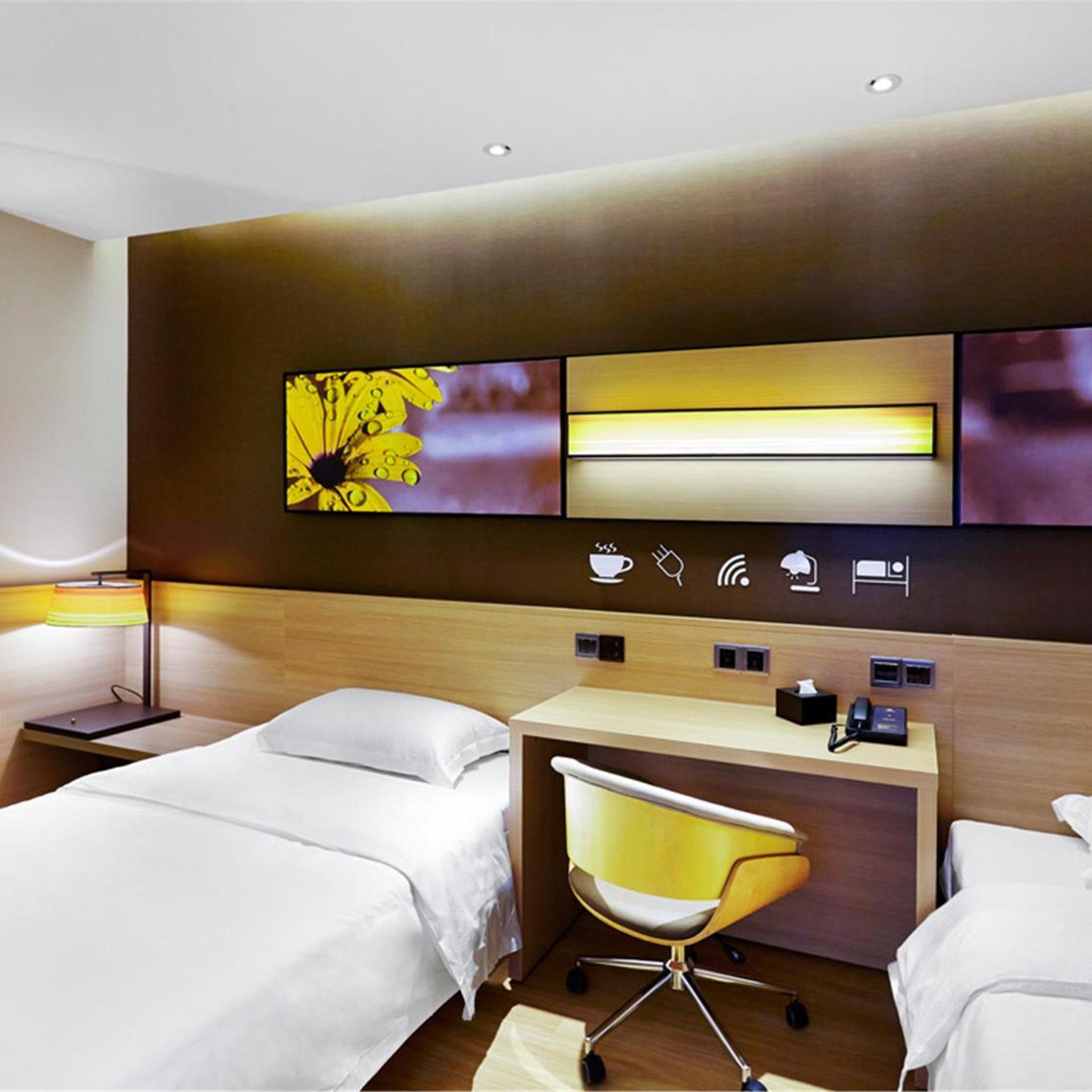 7 Days Premium (Shenzhen Chegongmiao) 15/22