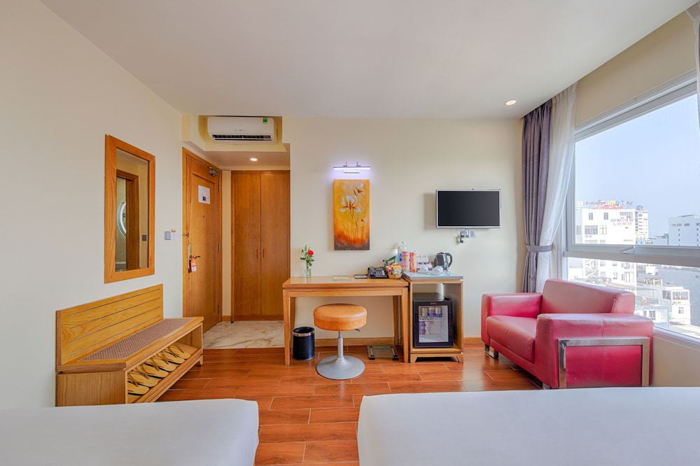 Sea Queen Hotel 31/50