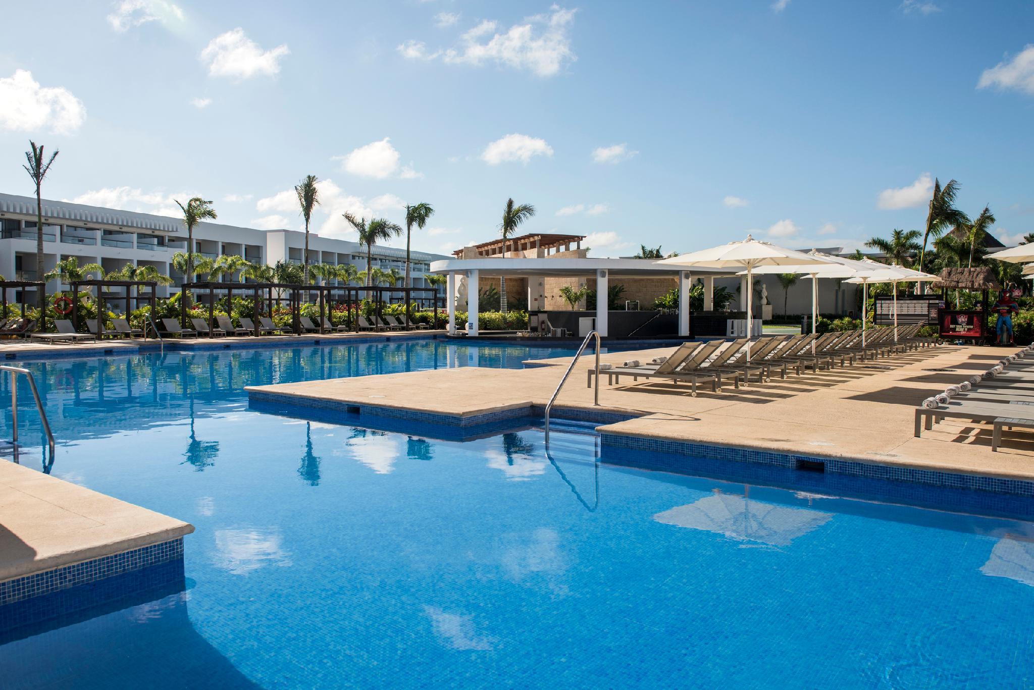 Swim Up, Junior Suite, Deluxe