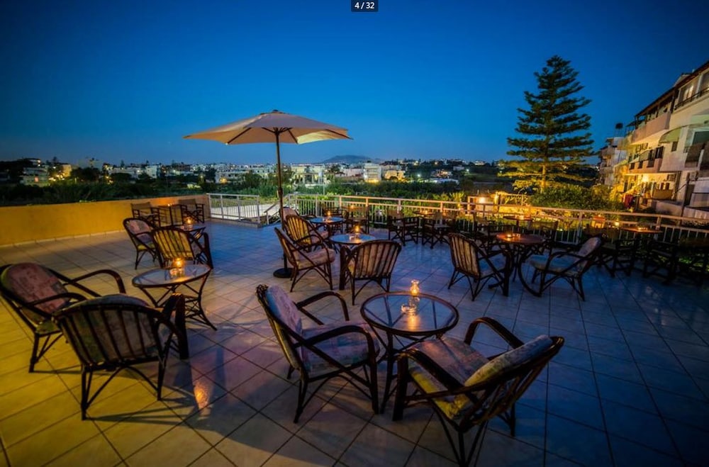 Roxani Hotel 19/32