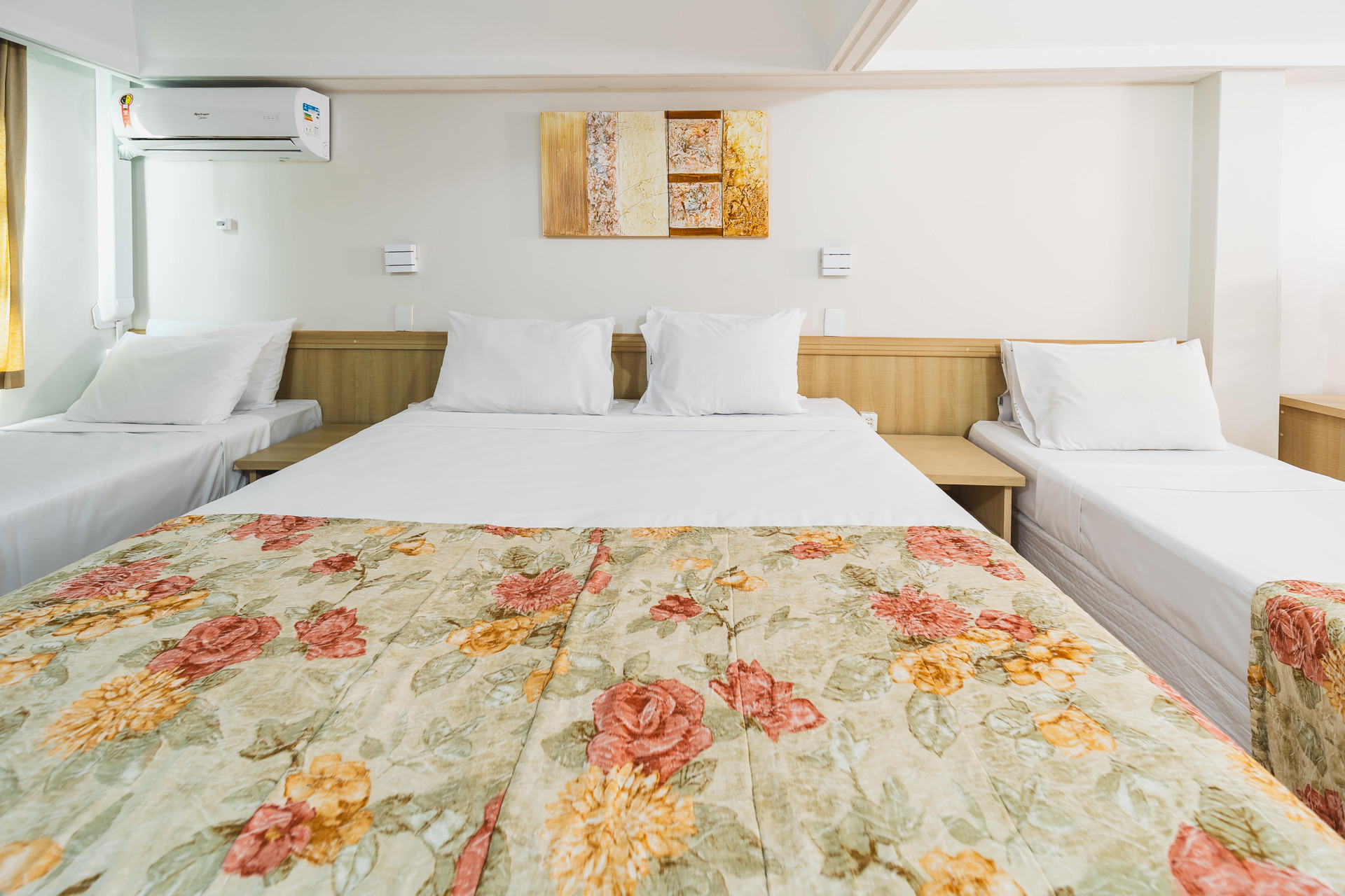 غرفة قياسية رباعية، Hotel Golden Park Curitiba by Nacional Inn 3/5