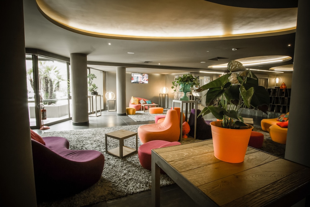 The Gate Hotel 41/71