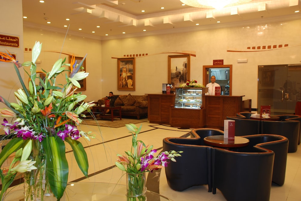 رويال الروضة(Al Rawda Royal Inn) 58/62