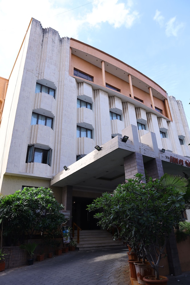 Hotel Surguru 2/60