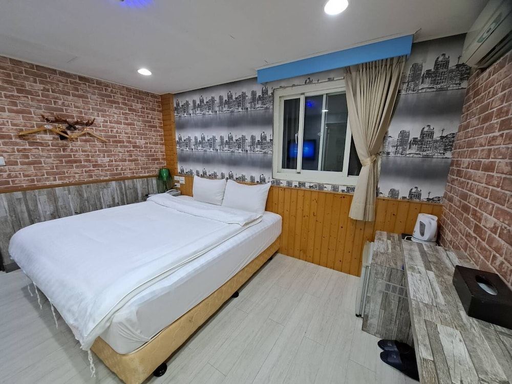 Bin City Hotel 21/50