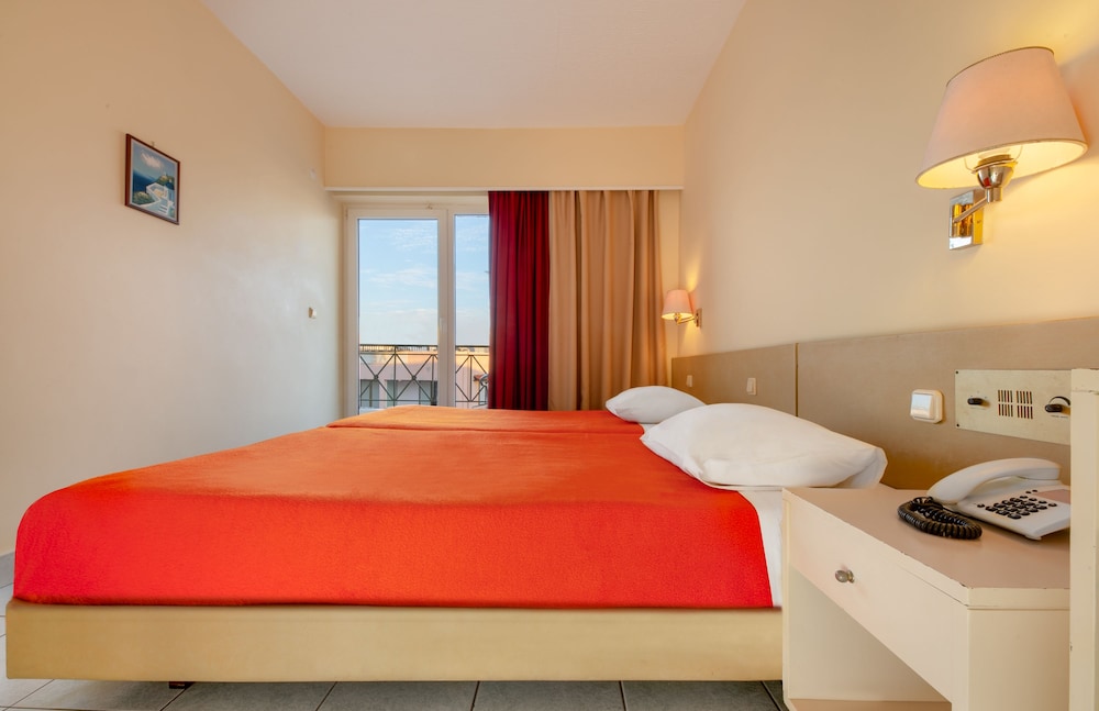 Pavlos Hotel 13/51