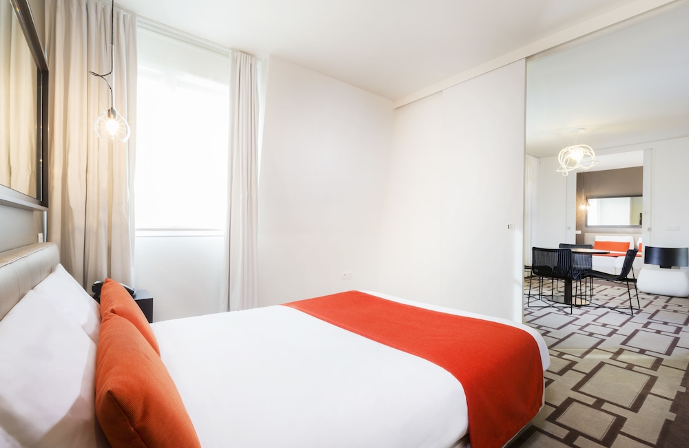 Aparthotel Adagio Serris - Val d Europe 36/78