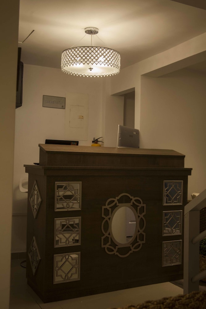 Ataraxy Hotel Boutique 6/50