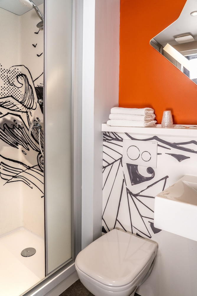 IBIS BUDGET AUBENAS 28/49