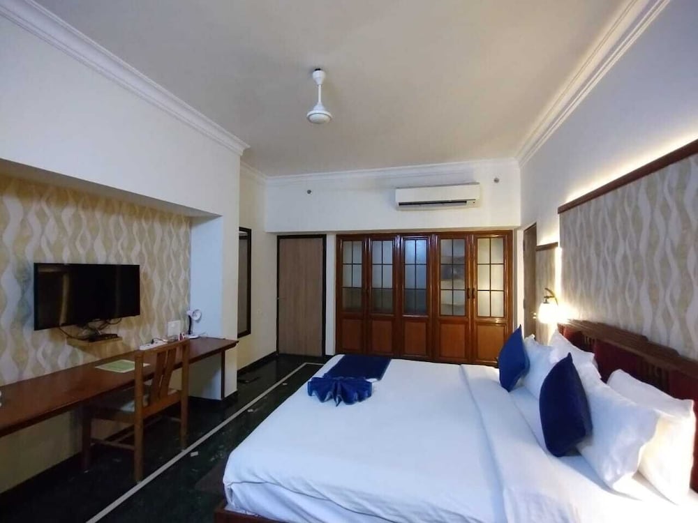 DAMAN GANGA VALLEY RESORT 12/54