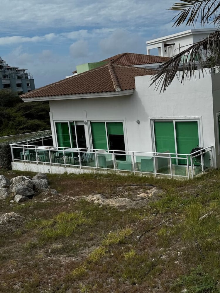 Piscadera Harbour Village 5/50