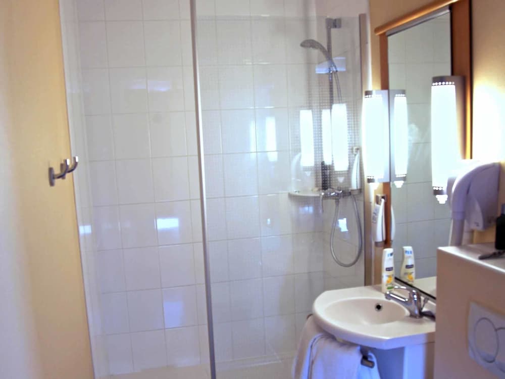 Hotel Ibis Brest Centre 25/67